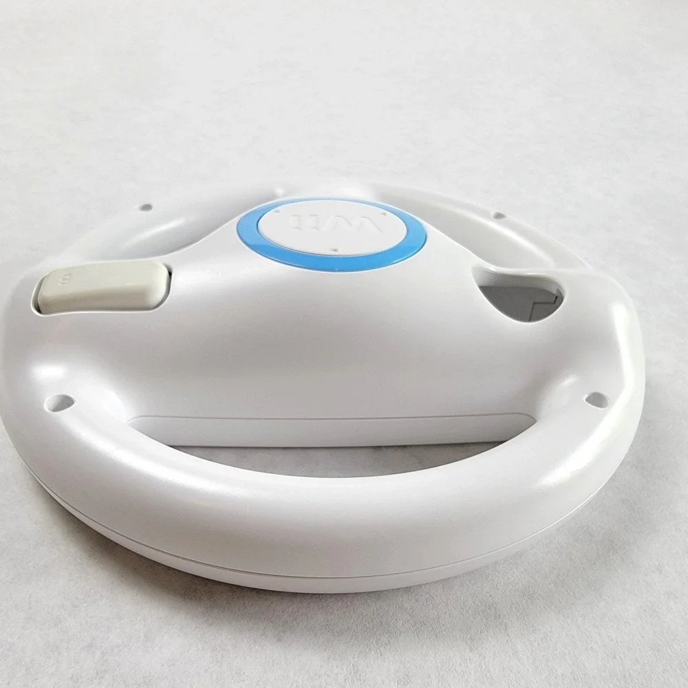 Nintendo Wii Accessory Bundle White Wii Wheel RVL-024 and 2 Nunchucks RVL-004